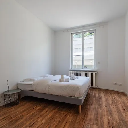 Parenthese A Apartament