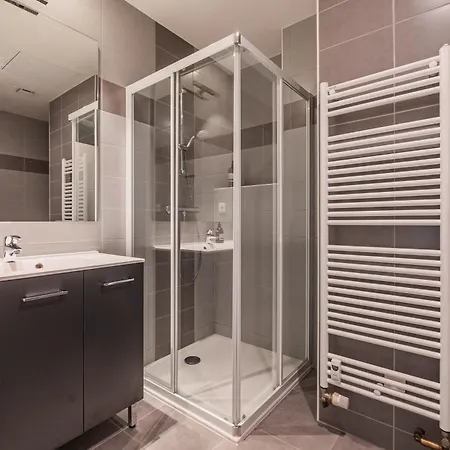 Parenthese A * Strasburg