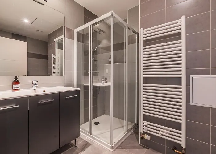 Parenthese A * Strasburg